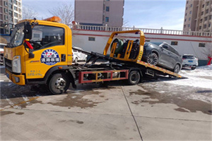 辉县救援拖车费用怎么算